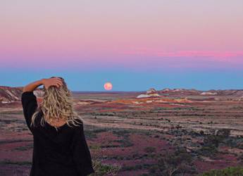Uluru - sunset Uluru - sunset